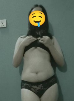 Maghna(only real) - puta in Bangalore Photo 5 of 9