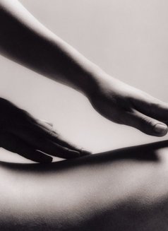 Indian massage therapit - Masajista in Doha Photo 3 of 7