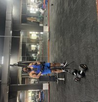 Magic7inch - Masajista in Nairobi