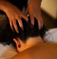 Magical Hands - masseur in Dubai