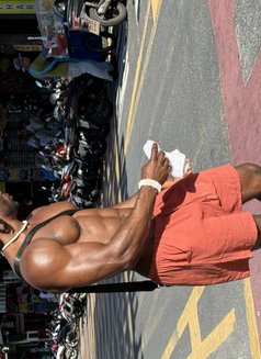 Magicblacktool - Male escort in Dubai Photo 10 of 12