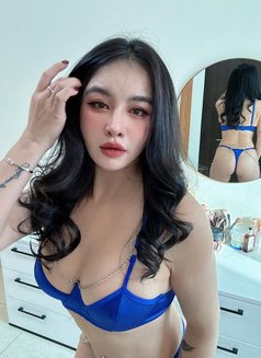 Magie-Japan- Rimming-anal-full service - escort in Dubai Photo 9 of 11