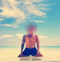 Maginoong Daks - Male escort in Manila