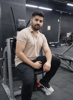 Magnetic Calm, Elegant Care - masseur in Abu Dhabi Photo 6 of 7