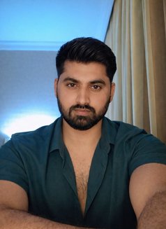 Magnetic Calm, Elegant Care - masseur in Abu Dhabi Photo 7 of 7