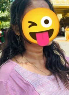 Manju Chennai Tamil Escort - escort in Chennai Photo 4 of 5