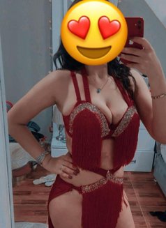 Maha - escort in Dubai Photo 2 of 3