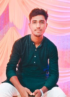 Mahabub Hussain - Male escort in Hyderabad Photo 1 of 3