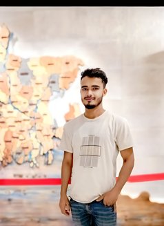 Mahade - Male escort in Dhaka Photo 1 of 3