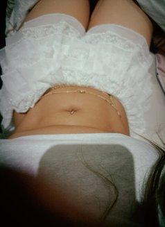 Mahak Arora - escort in New Delhi Photo 1 of 3