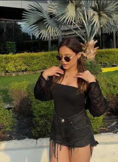 Maham - puta in Dubai Photo 5 of 5