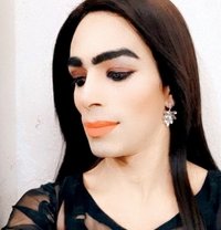 Maham - Transsexual escort in Lahore