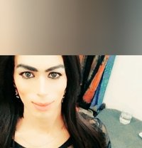 Maham - Transsexual escort in Lahore