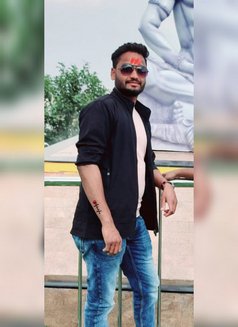 Maharashtra Gigolo /Male Escort - Acompañantes masculino in Pune Photo 1 of 1