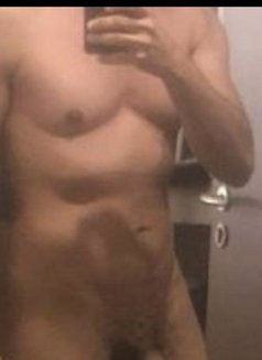 Mahdo Xxl 22cm - Acompañantes transexual in Dubai Photo 1 of 2