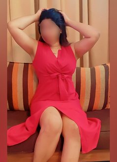 Irana - escort in Maldives Photo 9 of 11