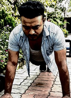 🟢Maheer,ViewerDiscretion(Verified)🟢 - Male escort in Kolkata Photo 2 of 13