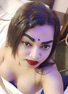 Mahekshemale - Transsexual escort in Navi Mumbai Photo 1 of 3