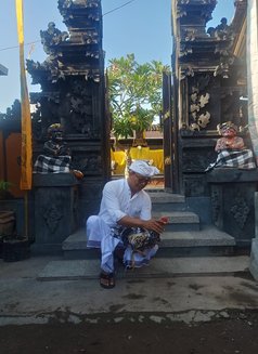Mahesa - Acompañantes masculino in Bali Photo 4 of 5