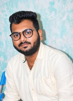 MAHESH - Male escort in Mumbai Photo 4 of 4