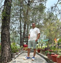 Mahesh Kumar - Male adult performer in Gurgaon
