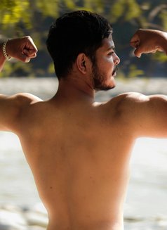 Mahesh Rana - Male escort in Chandigarh Photo 1 of 7