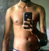 Mahesh - Male escort in Kottawa