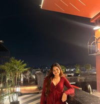 Mahi Available - escort in Noida