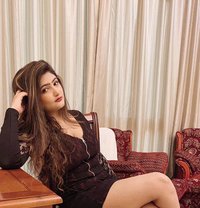 Mahi Busty Milf - puta in Gurgaon