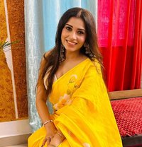 MODEL 𝗢𝘂𝘁𝗰𝗮𝗹𝗹𝘀 𝗛𝗼𝘁𝗲𝗹 & Cam - escort in Bangalore Photo 5 of 7