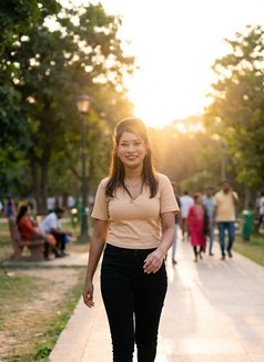 Mahi - escort in Ahmedabad Photo 3 of 3