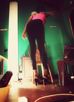 Mahi Fernando - Transsexual escort in Negombo Photo 2 of 2
