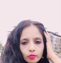 Mahi hare for meet & cam session - escort in Chennai