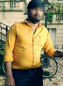 Mahi Hit - Male escort in Mumbai Photo 2 of 3