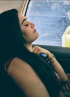 Mahi - puta in Bangalore Photo 1 of 1