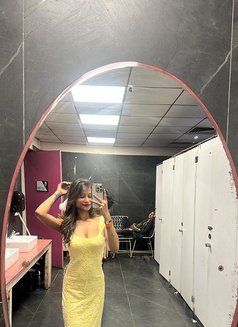 Mahi - escort in Bangalore Photo 3 of 10