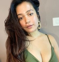 Mahi - escort in Chennai