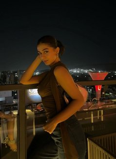 Mahi - escort in Dubai Photo 2 of 5