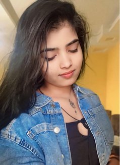 Mahi - escort in New Delhi Photo 5 of 11