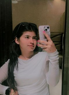 Mahi - escort in New Delhi Photo 7 of 11