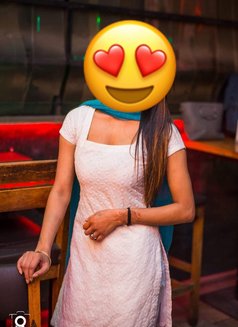 Mahi - escort in Noida Photo 6 of 8