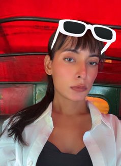 Mahi - Transsexual escort in New Delhi Photo 4 of 11