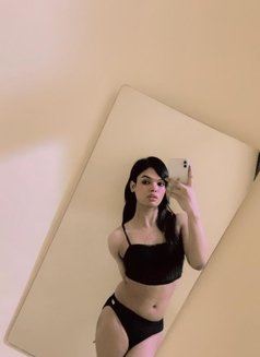 Mahi - Transsexual escort in New Delhi Photo 2 of 7