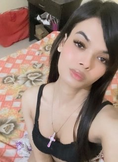 Mahi - Transsexual escort in New Delhi Photo 5 of 7