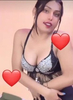 Mahi - Transsexual escort in Noida Photo 2 of 5