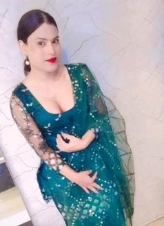 Mahi - Transsexual escort in Noida Photo 8 of 23