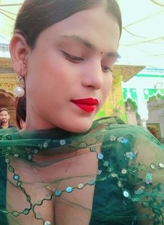 Mahi - Transsexual escort in Noida Photo 9 of 23