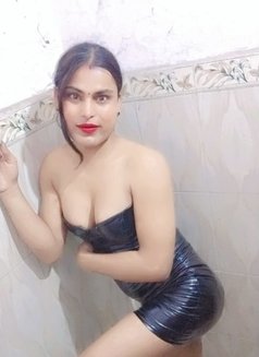 Mahi - Transsexual escort in Noida Photo 11 of 23