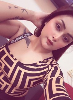 Mahi Indian Independent Girl - puta in Dubai Photo 6 of 7