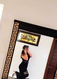 Mahi Indian Vip Model - escort in Al Manama Photo 4 of 4